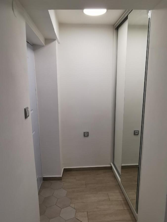 Apartman Tea Újvidék Kültér fotó